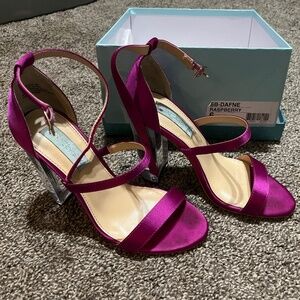 Betsey Johnson Daphne sandals